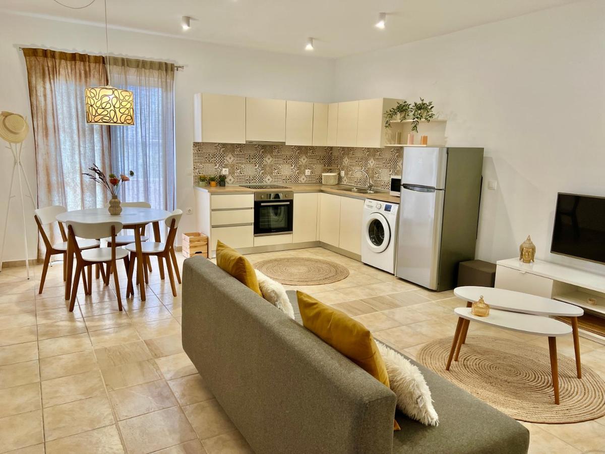 Cute & Sweet Home Archangelos  Exterior photo